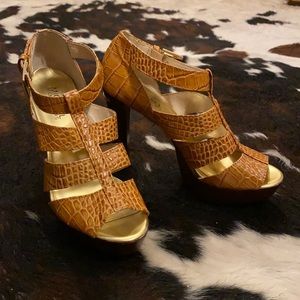 Michael Kors Faux Alligator Heals Brown Beige 7